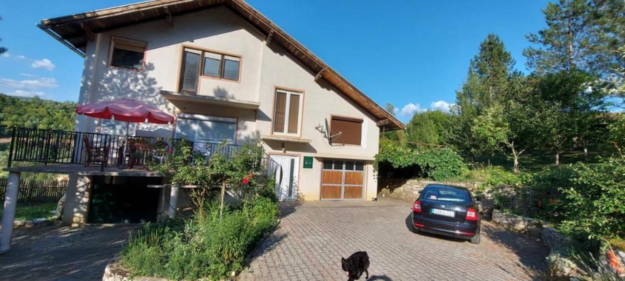 Ferienwohnung Oaza Deli Kulen Vakuf Exterior foto